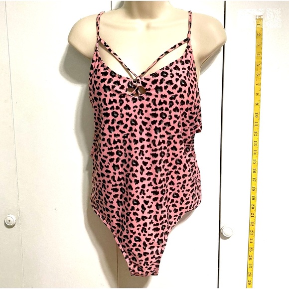 NO BOUNDARIES Pink and Black Cheetah 1 Piece Swimsuit Womens XL 15 16 - Picture 3 of 13